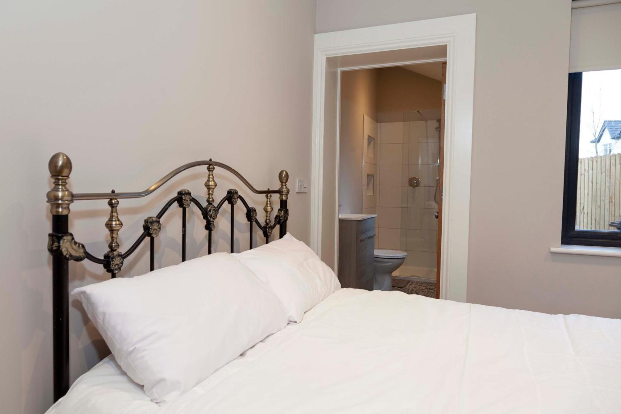 Lavender Cottage - 2 Bedroom Home Newbridge  Zewnętrze zdjęcie